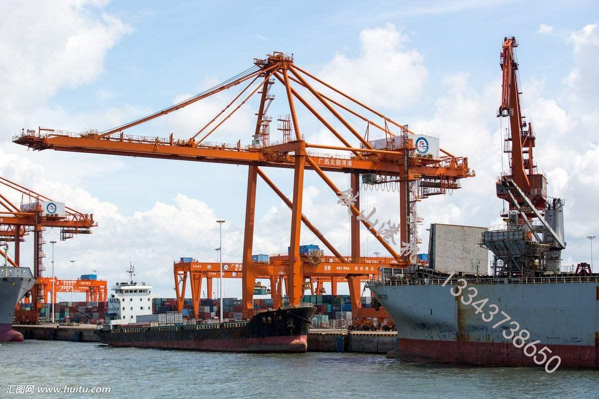 湖南衡陽岸橋廠家岸橋工作起來效率高，節省空間