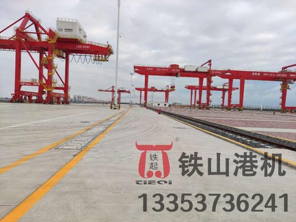 江蘇鎮江軌道式集裝箱龍門吊廠家軌道式集裝箱龍門吊連續工作能力強