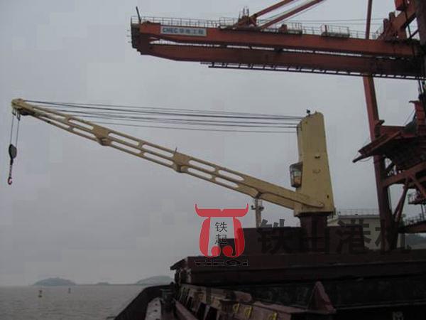 河北秦皇島甲板起重機廠家甲板起重機高效作業的海上臂膀助力航運躍升